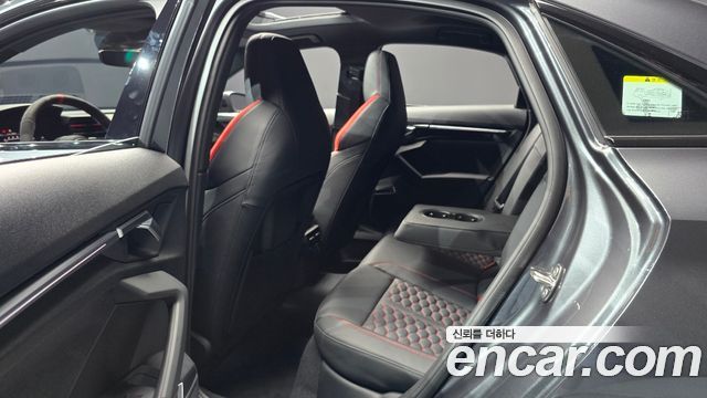 Audi RS3 2023 — photo 18