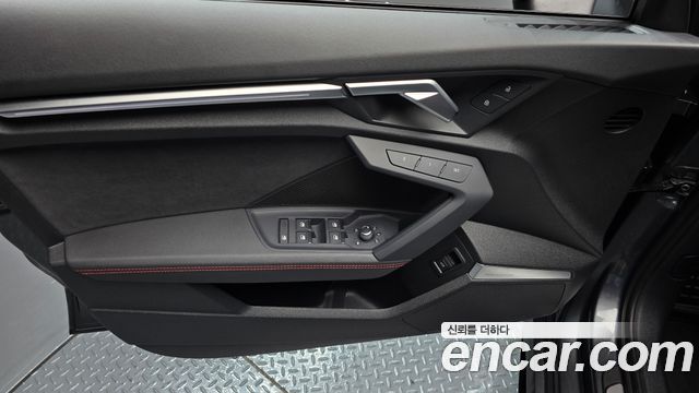 Audi RS3 2023 — photo 14
