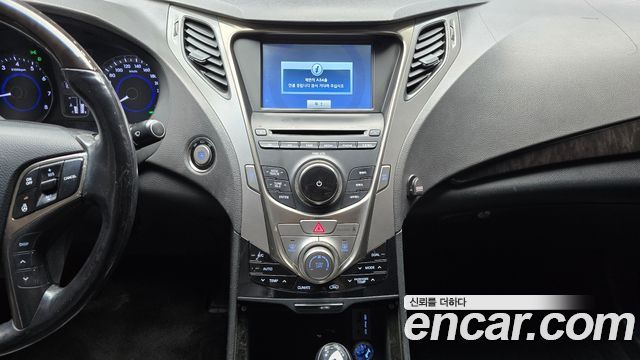 Hyundai Grandeur 2012 — photo 14
