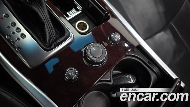 Infiniti M 2011 — photo 16