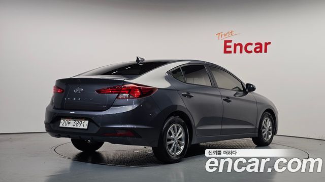 Hyundai AVANTE 2019 — photo 2