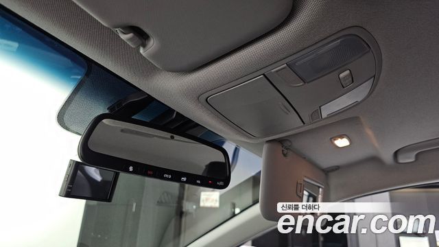 Hyundai AVANTE 2019 — photo 19
