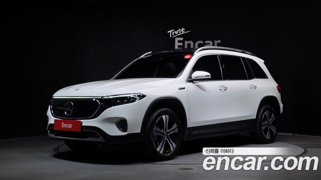 Mercedes-Benz EQB 2022 — photo 1