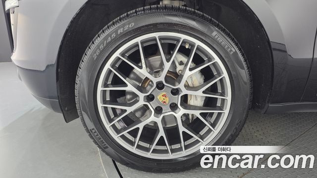 Porsche Macan 2017 — photo 5