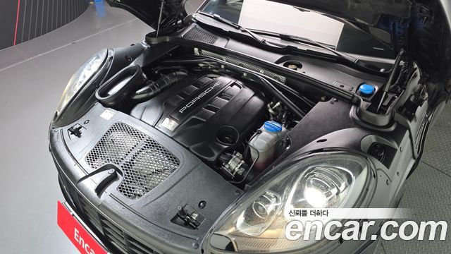 Porsche Macan 2017 — photo 6