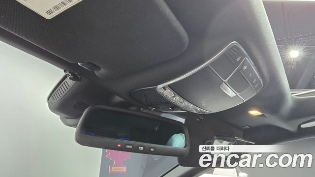 Mercedes-Benz S-Class 2016 — photo 19