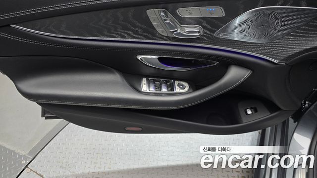 Mercedes-Benz CLS-Class 2021 — photo 14