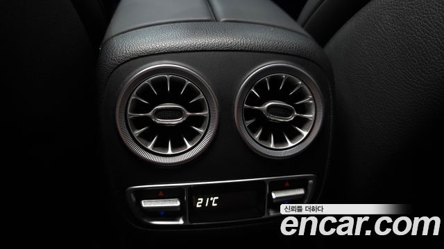 Mercedes-Benz CLS-Class 2021 — photo 30
