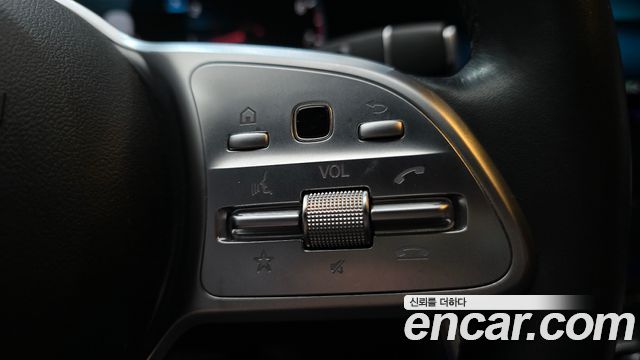Mercedes-Benz CLS-Class 2021 — photo 32