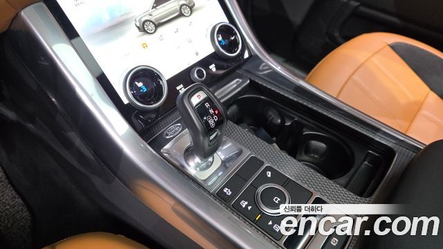 Land Rover Range Rover Sport 2022 — photo 9