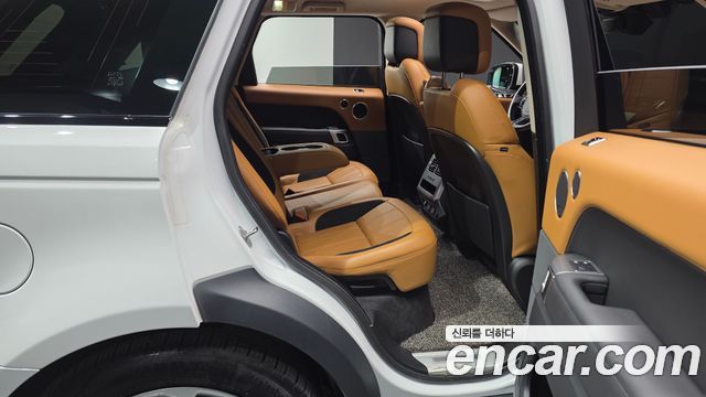 Land Rover Range Rover Sport 2022 — photo 12