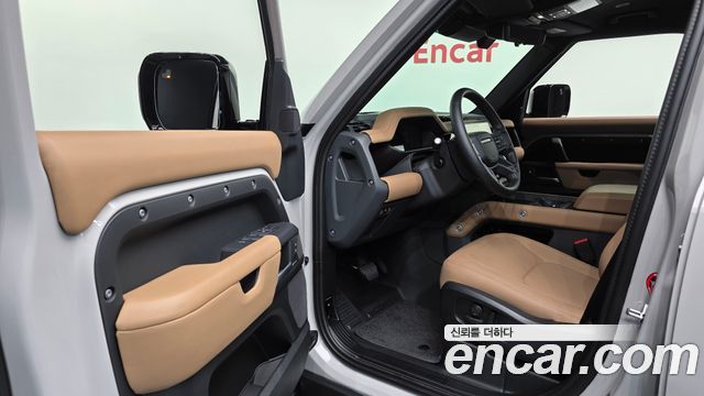 Land Rover Defender 2026 — photo 10