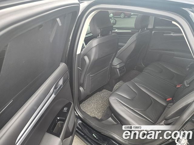 Ford Mondeo 2015 — photo 14