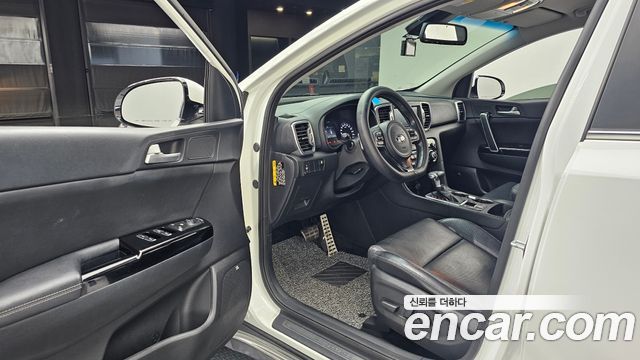 Kia Sportage 2016 — photo 13