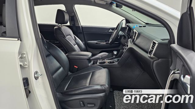 Kia Sportage 2016 — photo 17