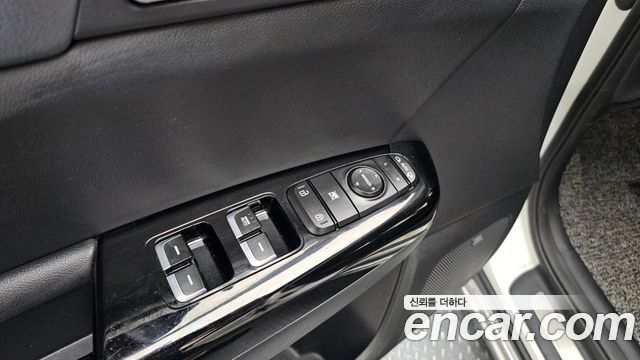 Kia Sportage 2016 — photo 34