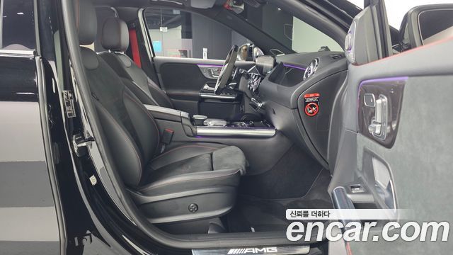 Mercedes-Benz GLA-Class 2021 — photo 17