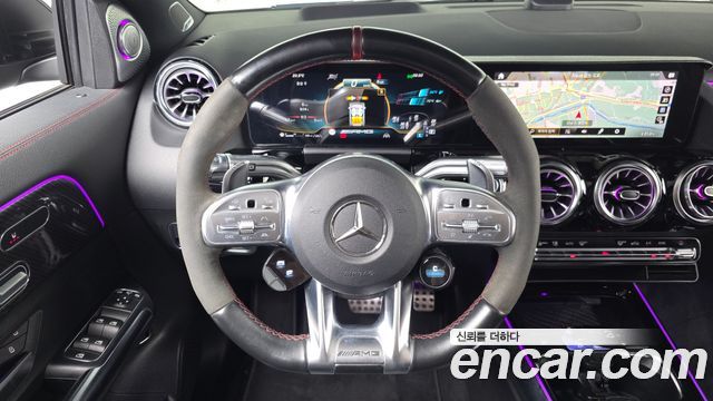 Mercedes-Benz GLA-Class 2021 — photo 19