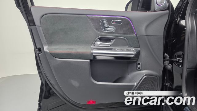 Mercedes-Benz GLA-Class 2021 — photo 14