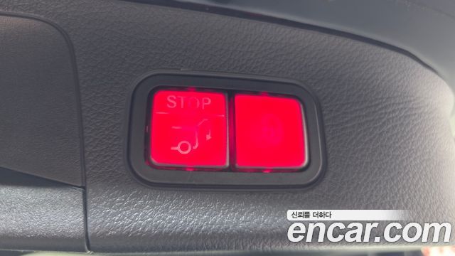 Mercedes-Benz GLA-Class 2021 — photo 30