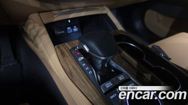 Kia K9 2022 — photo 12