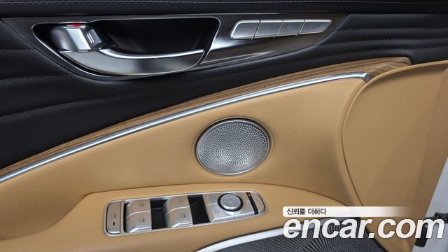 Kia K9 2022 — photo 17