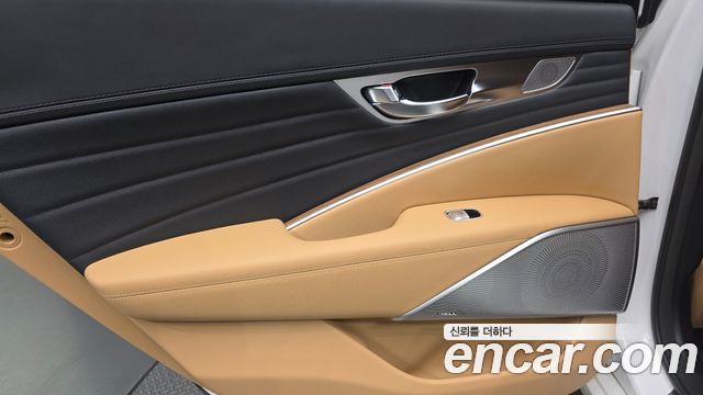 Kia K9 2022 — photo 15