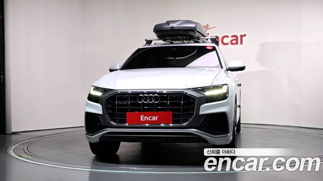 Audi Q8 2021 — photo 3