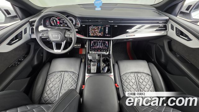 Audi Q8 2021 — photo 10