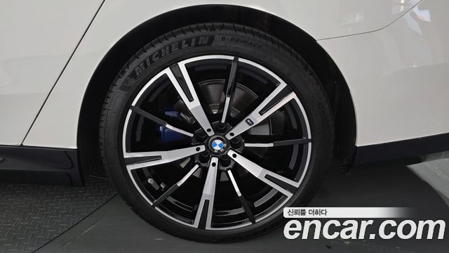 BMW 5-Series 2026 — photo 7
