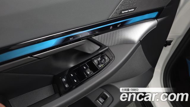 BMW 5-Series 2026 — photo 30