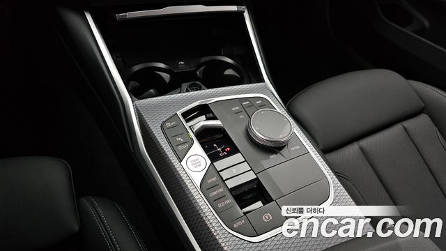 BMW 3-Series 2025 — photo 12