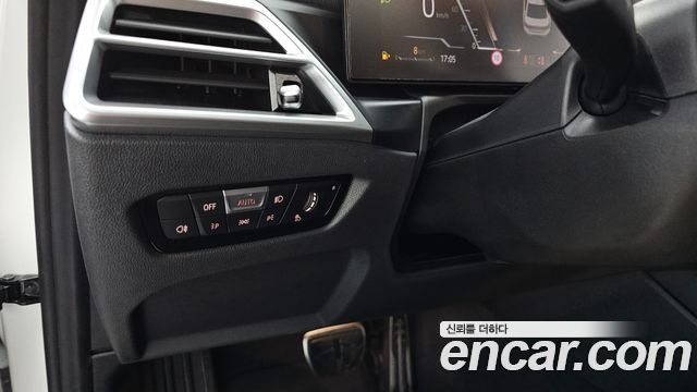 BMW 3-Series 2025 — photo 20