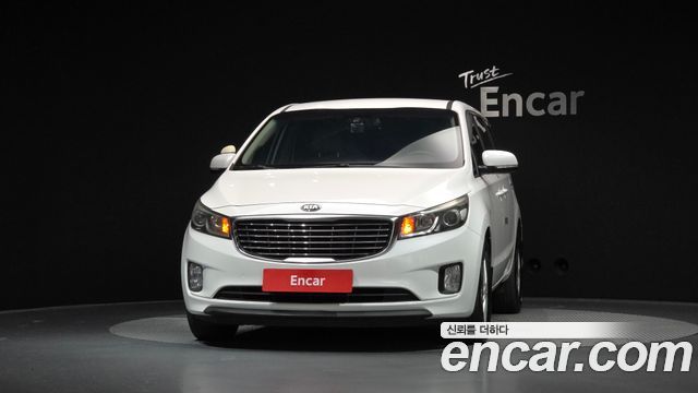 Kia Canival 2016 — photo 3