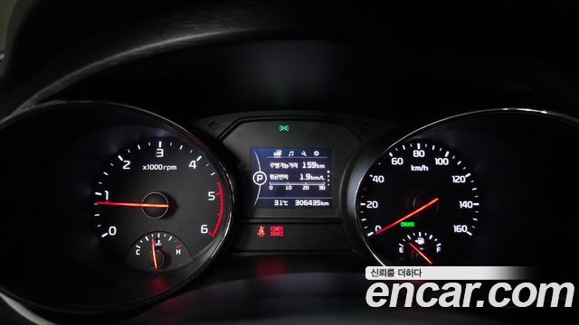 Kia Canival 2016 — photo 8