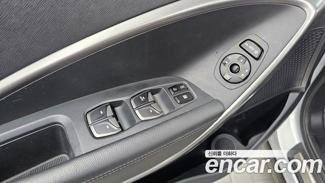 Hyundai Santafe 2015 — photo 28