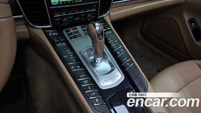 Porsche Panamera 2013 — photo 9