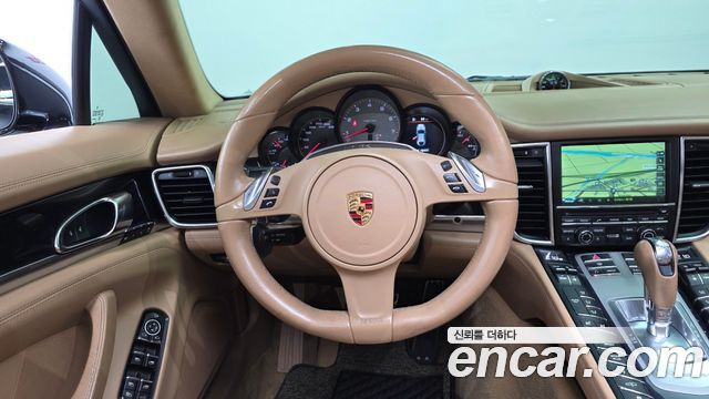 Porsche Panamera 2013 — photo 12
