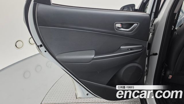 Hyundai Kona 2019 — photo 15