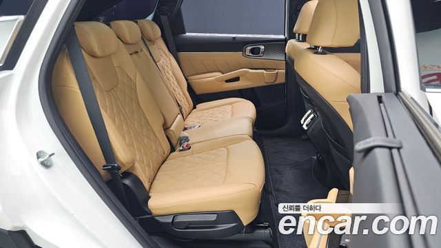 Kia Sorento 2023 — photo 17