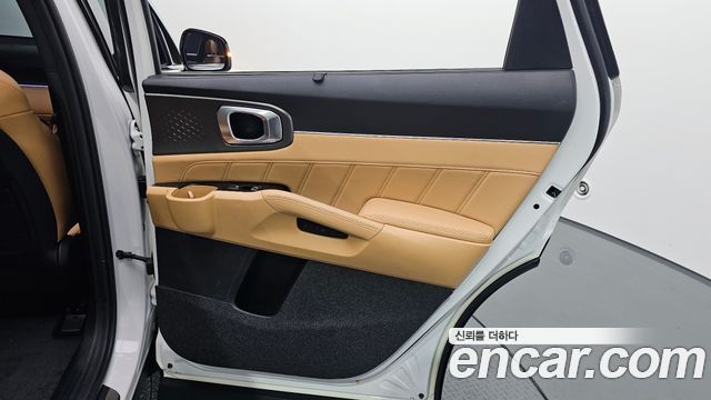 Kia Sorento 2023 — photo 15