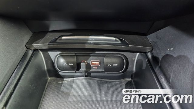 Kia K5 2020 — photo 30