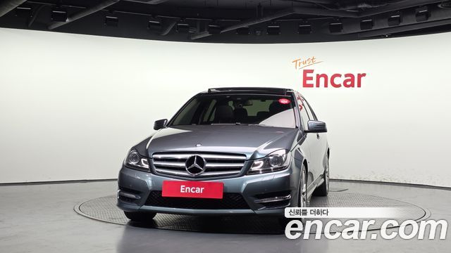 Mercedes-Benz C-Class 2012 — photo 3