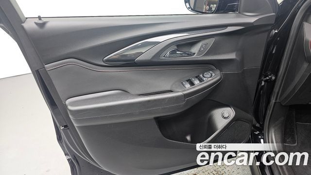 Chevrolet Korea Trailblazer 2023 — photo 13