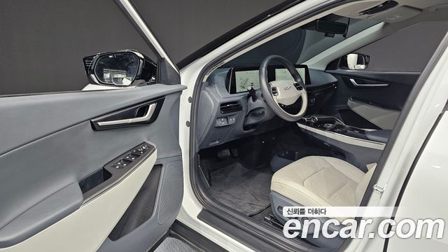 Kia EV6 2022 — photo 13