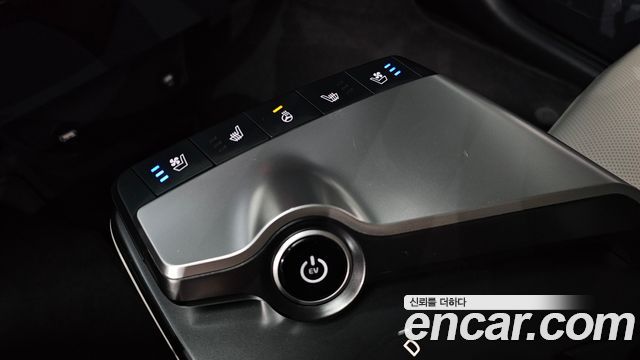 Kia EV6 2022 — photo 25