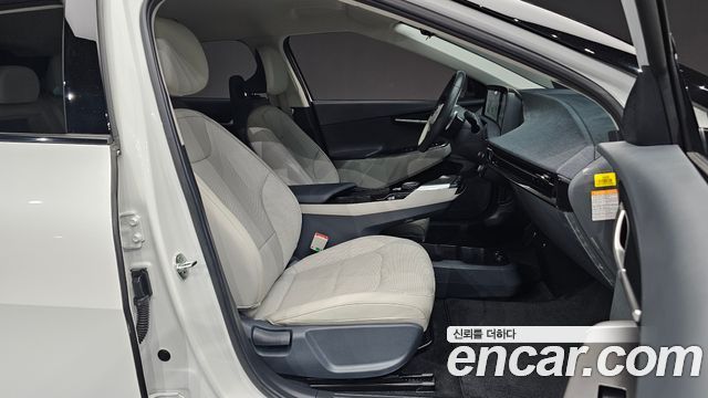Kia EV6 2022 — photo 16