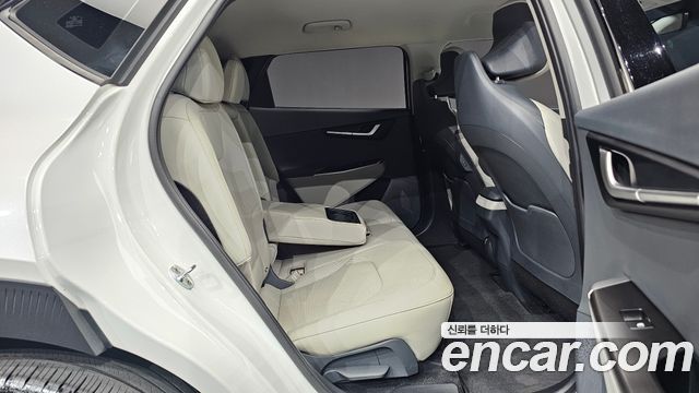Kia EV6 2022 — photo 29