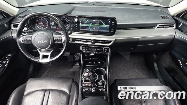 Kia K5 2022 — photo 10