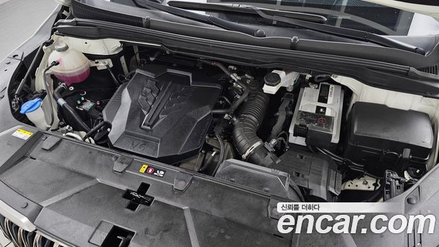 Kia Canival 2023 — photo 6